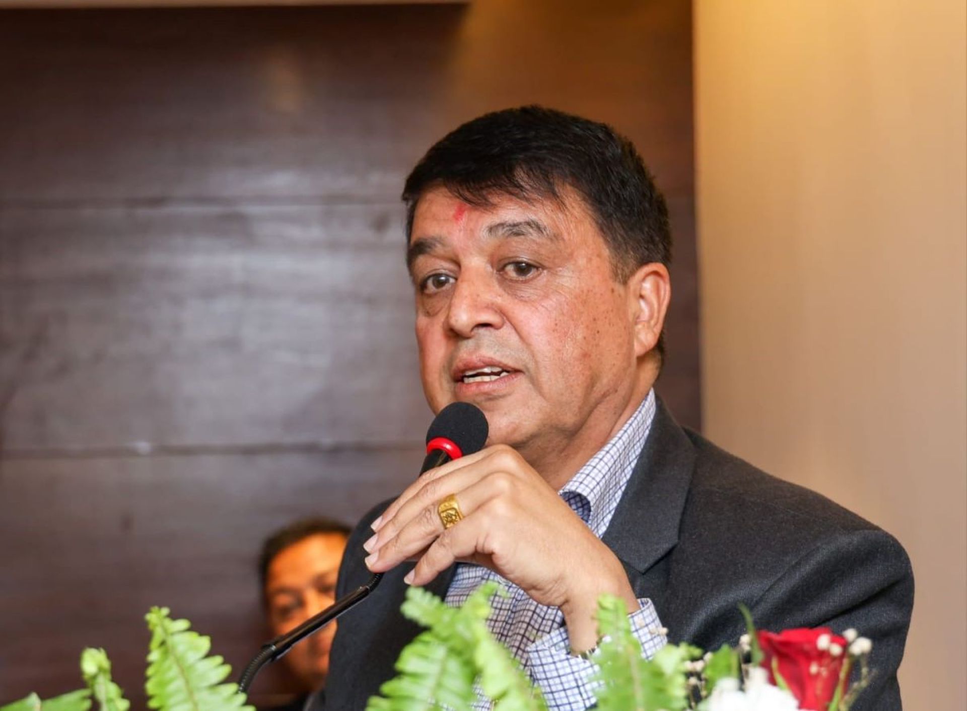 व्यवसायी र बैंकर छुट्याउने विषयले अर्थतन्त्रमा समस्या पार्न सक्छ: अध्यक्ष ढकाल
